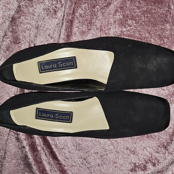Laura Scott Women's Black Pumps Size 8 - Picture 2 of 6